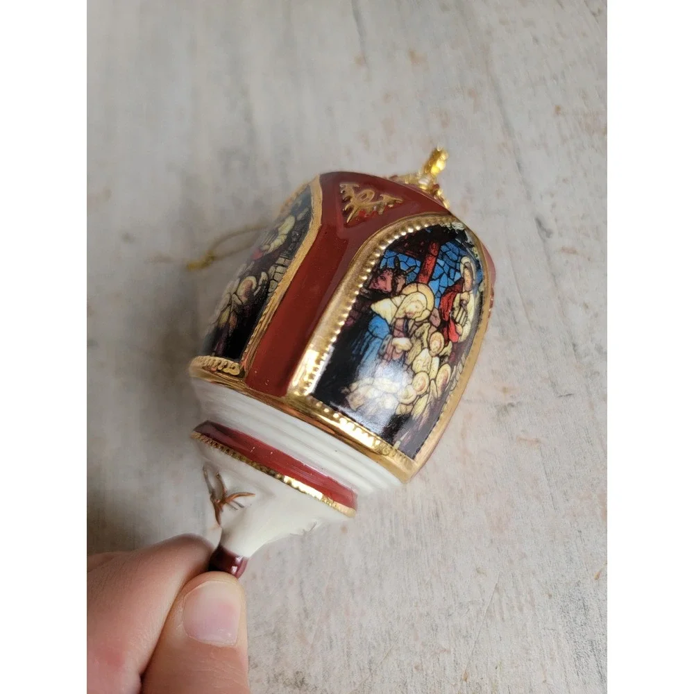 Vintage Bradford nativity scene porcelain ornament Xmas religious
